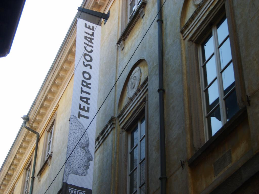 Il Teatro Bérgamo Exterior foto