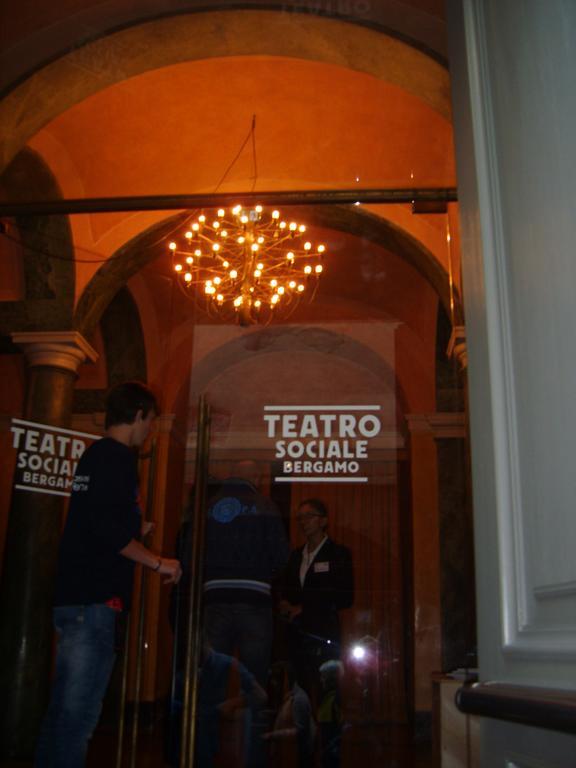Il Teatro Bérgamo Exterior foto