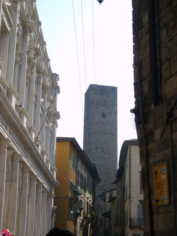 Il Teatro Bérgamo Exterior foto