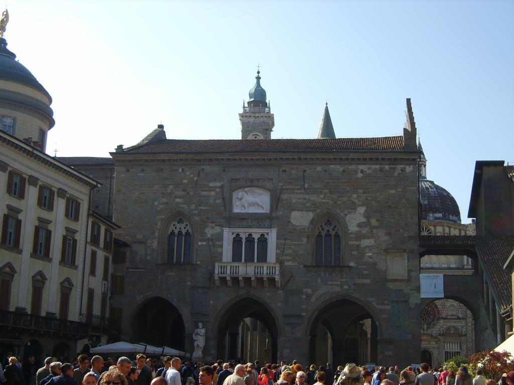 Il Teatro Bérgamo Exterior foto