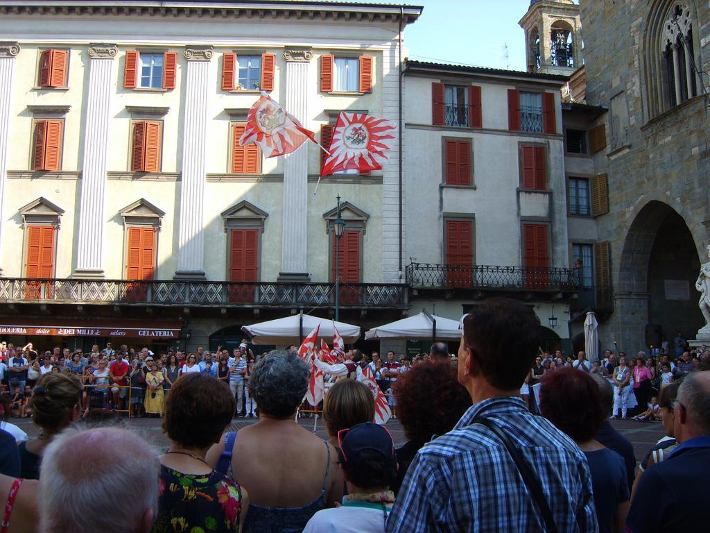 Il Teatro Bérgamo Exterior foto